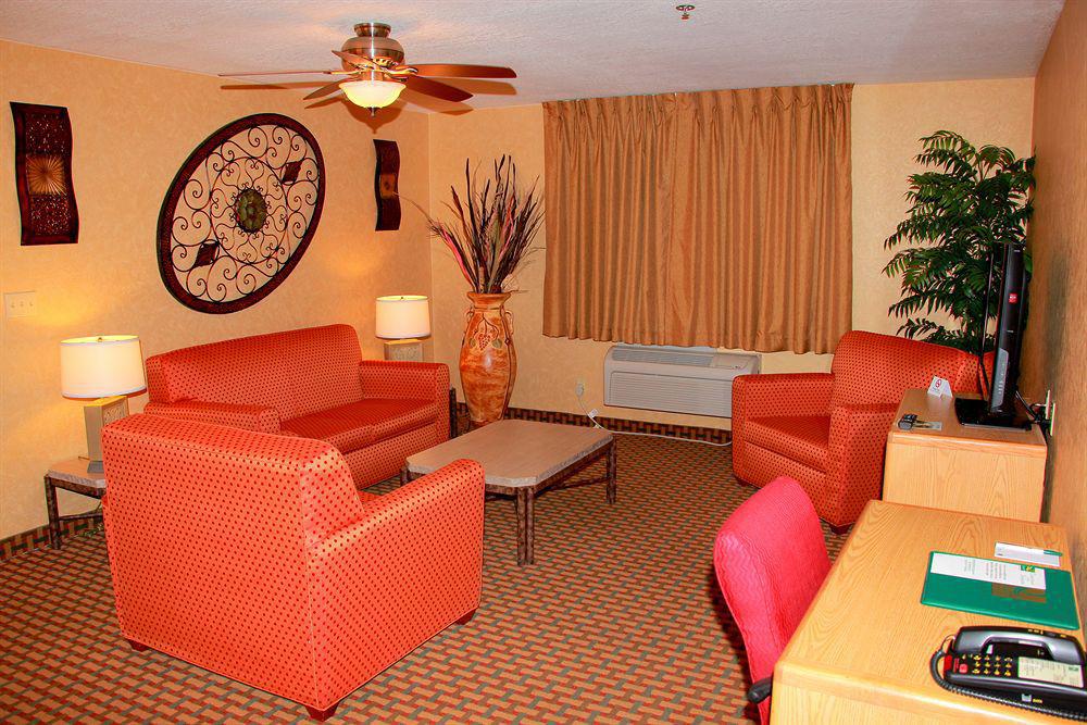 Garner Hotel By Ihg Phoenix - Surprise Zewnętrze zdjęcie